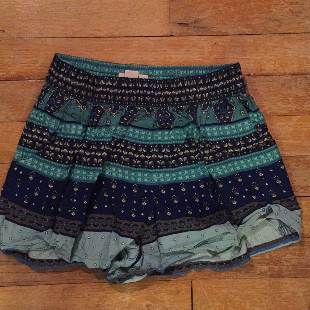 Flowy floral shorts